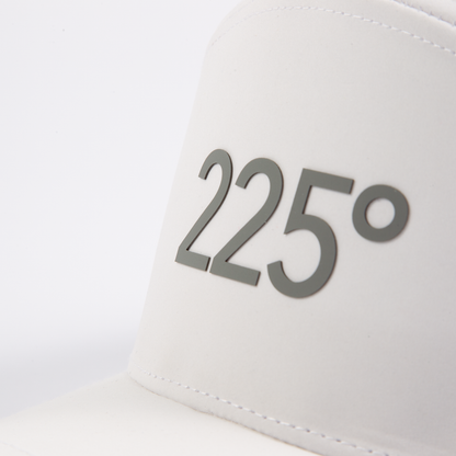 PAKO DESIGNS - 225º 6 PANEL PERFORMANCE/SILICONE TRUCKER HAT - WHITE/MEDIUM GREY